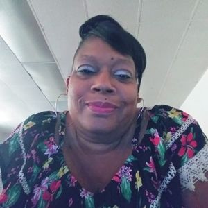 Meet your Posher, Phyllis